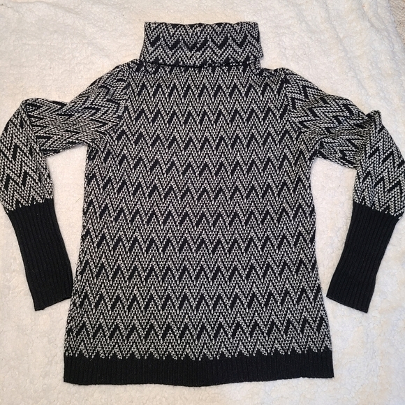 Ellen Tracy Sweater Chevron Knit Long Sleeve Turtleneck Wool Black White, Medium - Picture 3 of 9